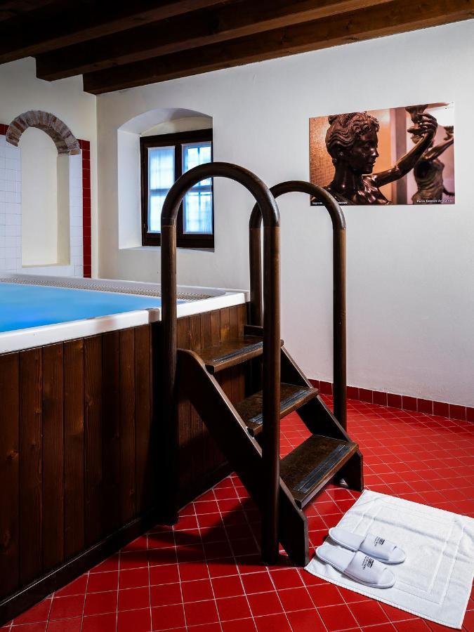 Studio Thermal Park Access