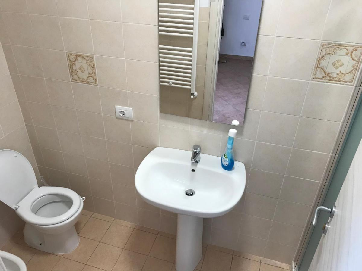 Single Room Private Bathroom