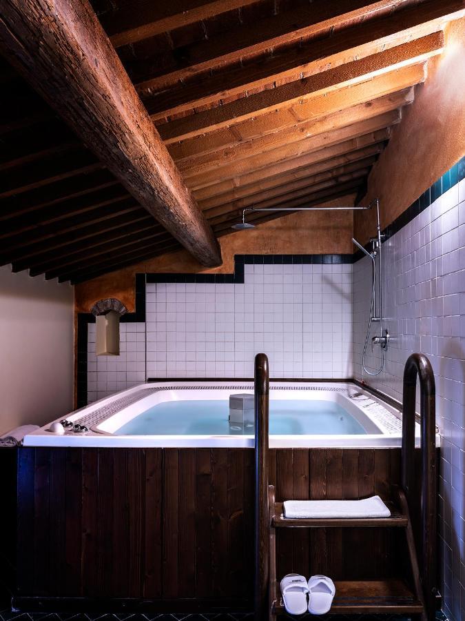 Triple Studio Thermal Park Access