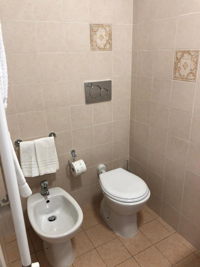 Single Room Private Bathroom