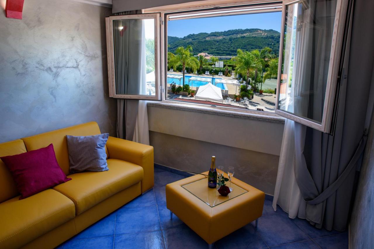 Queen Room Pool View
