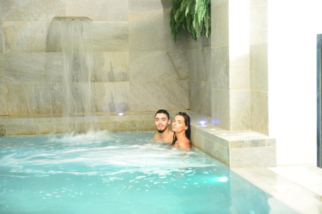 Junior Suite Spa Access Hill View