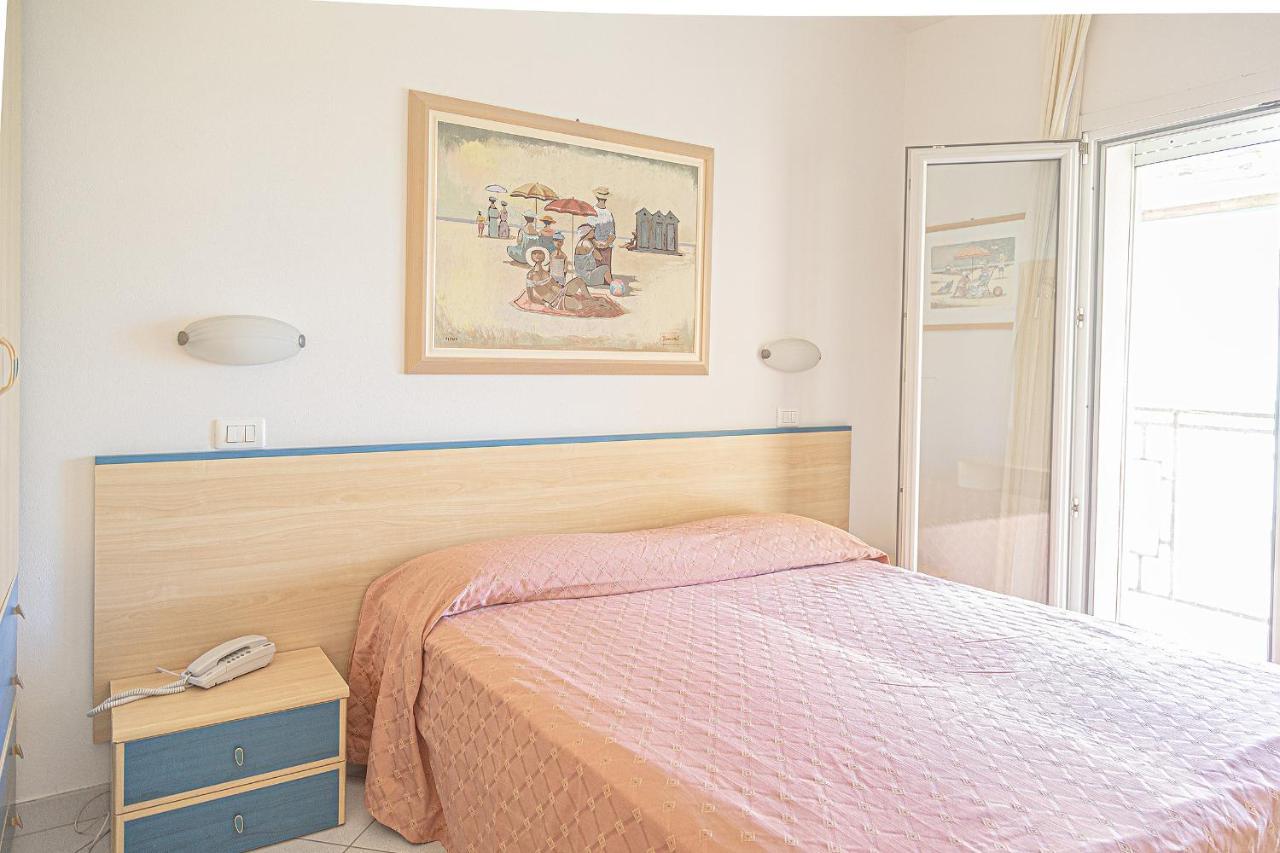 Doppelzimmer mit Balkon
