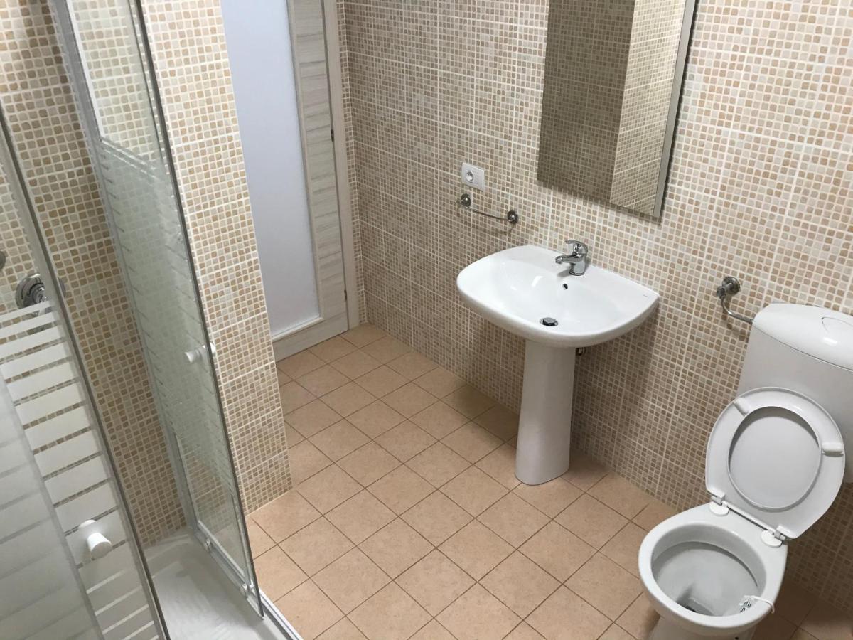 Triple Room Private Bathroom