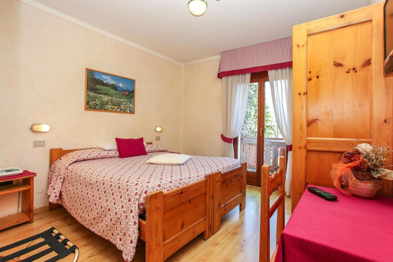 Standard Double or Twin Room Balcony