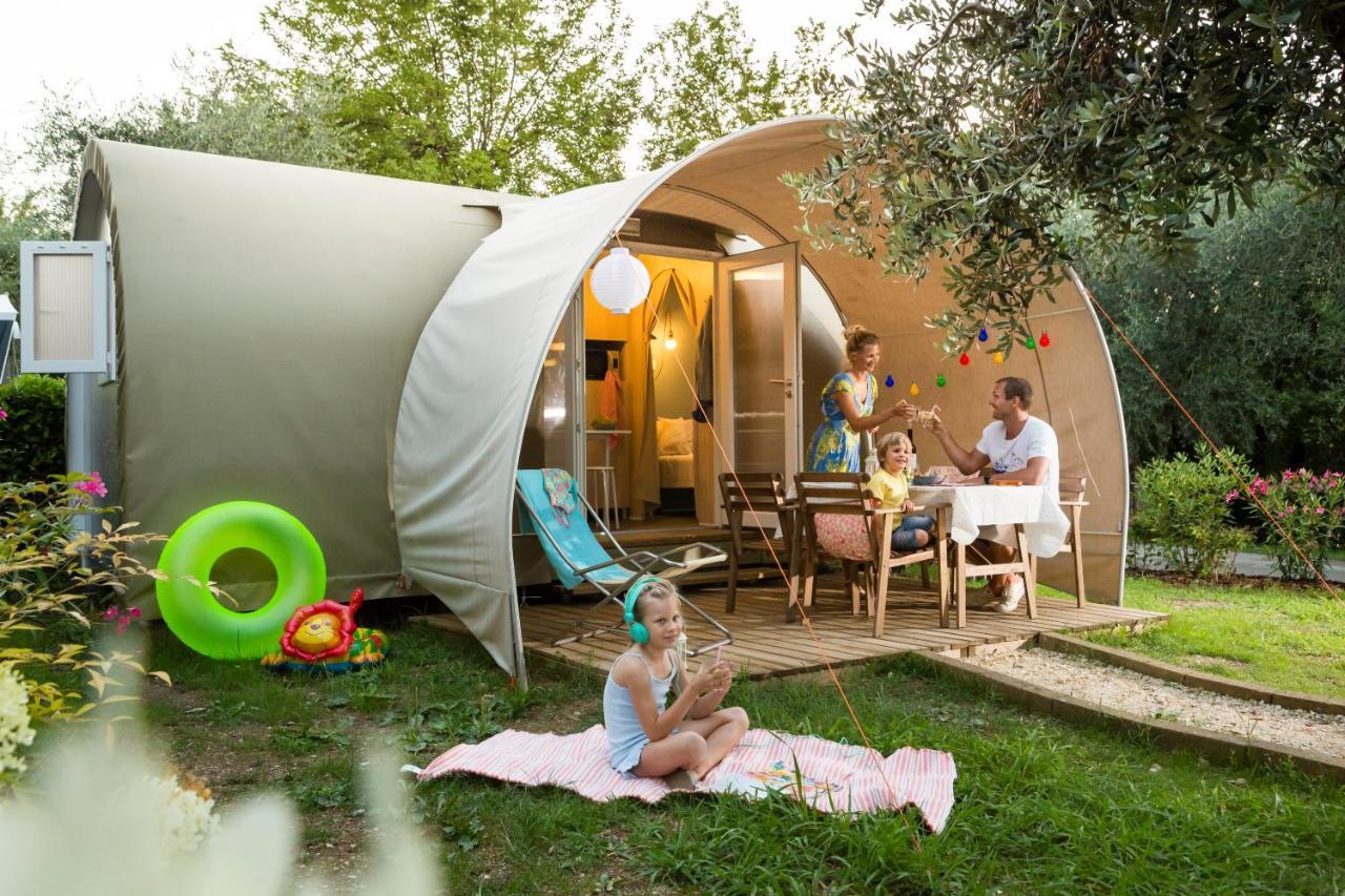 Zelt mit Gemeinschaftsbad (4 Personen)