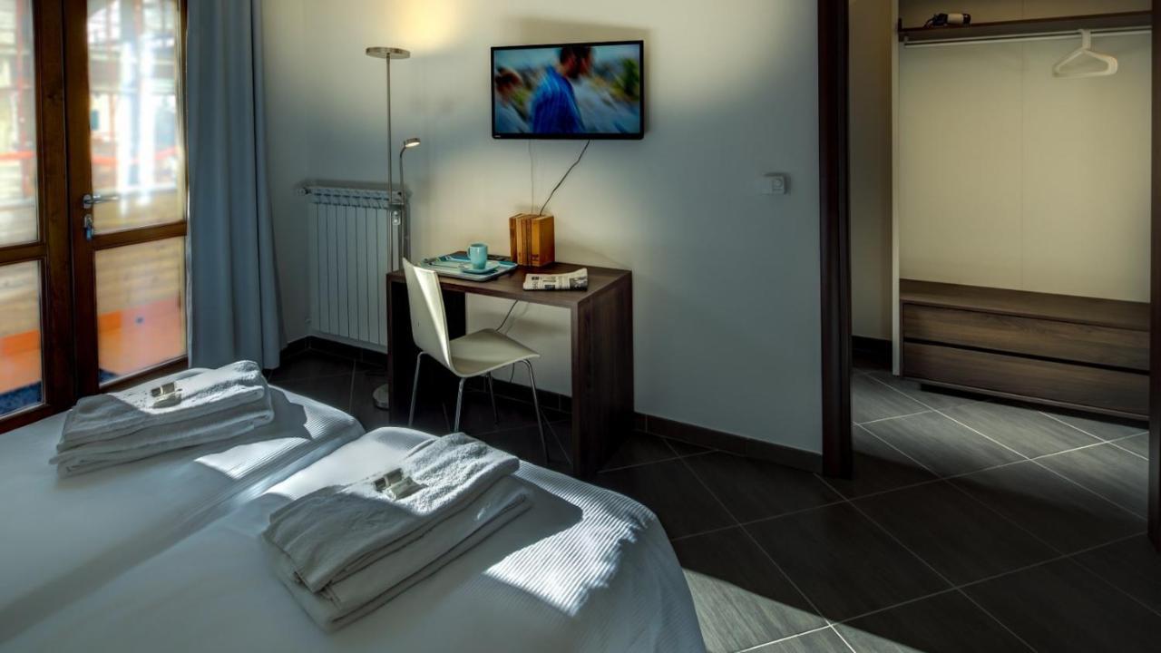 Standard King Room