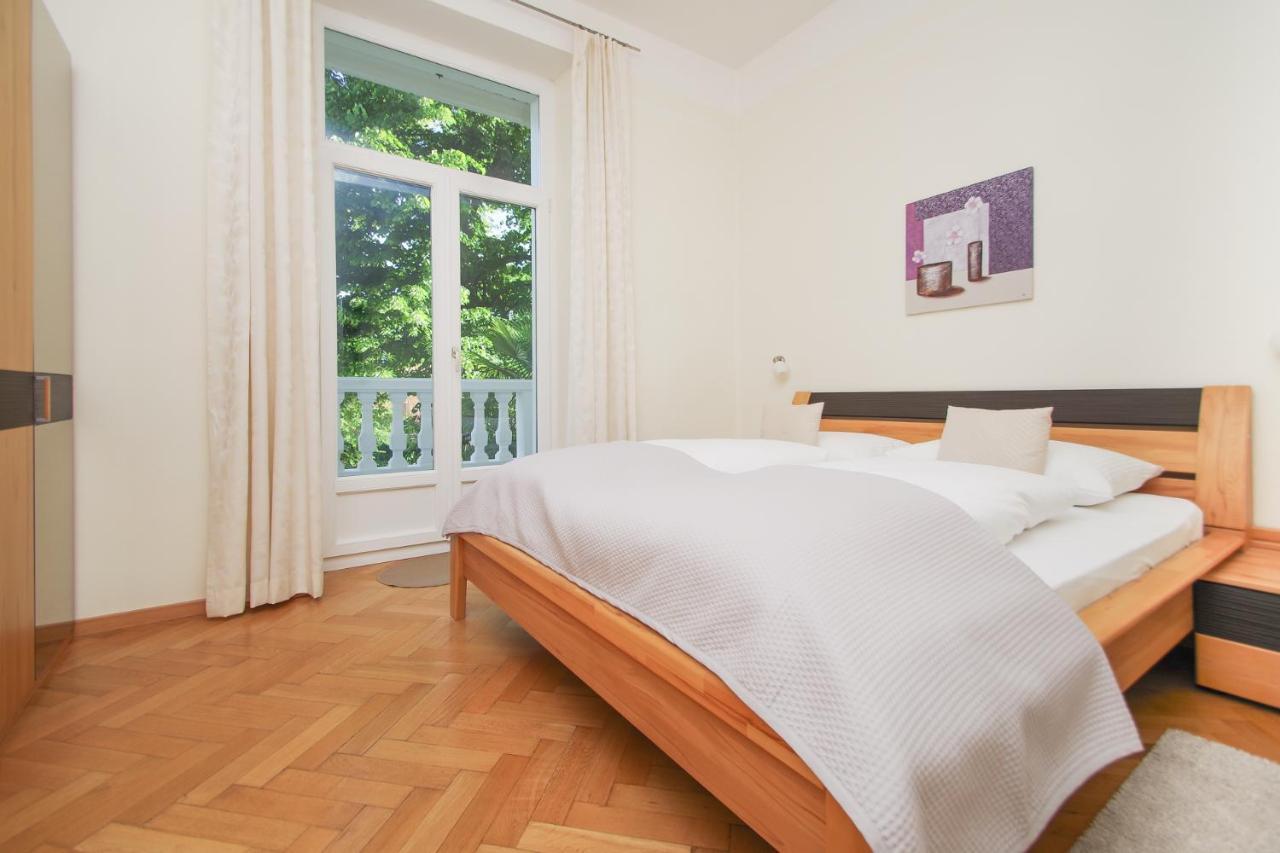 Apartment mit 1 Schlafzimmer und Blick auf den Park