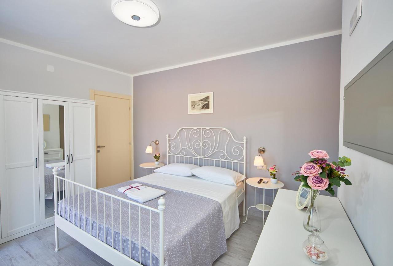 Standard Double Room,1033742651:JPEG