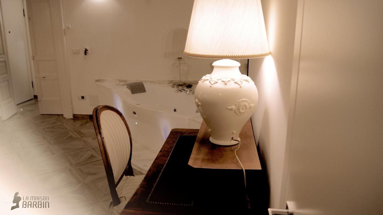 King Room Spa Bath