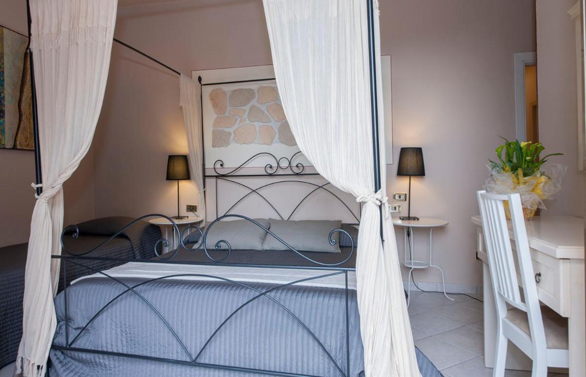 Triple Room Balcony