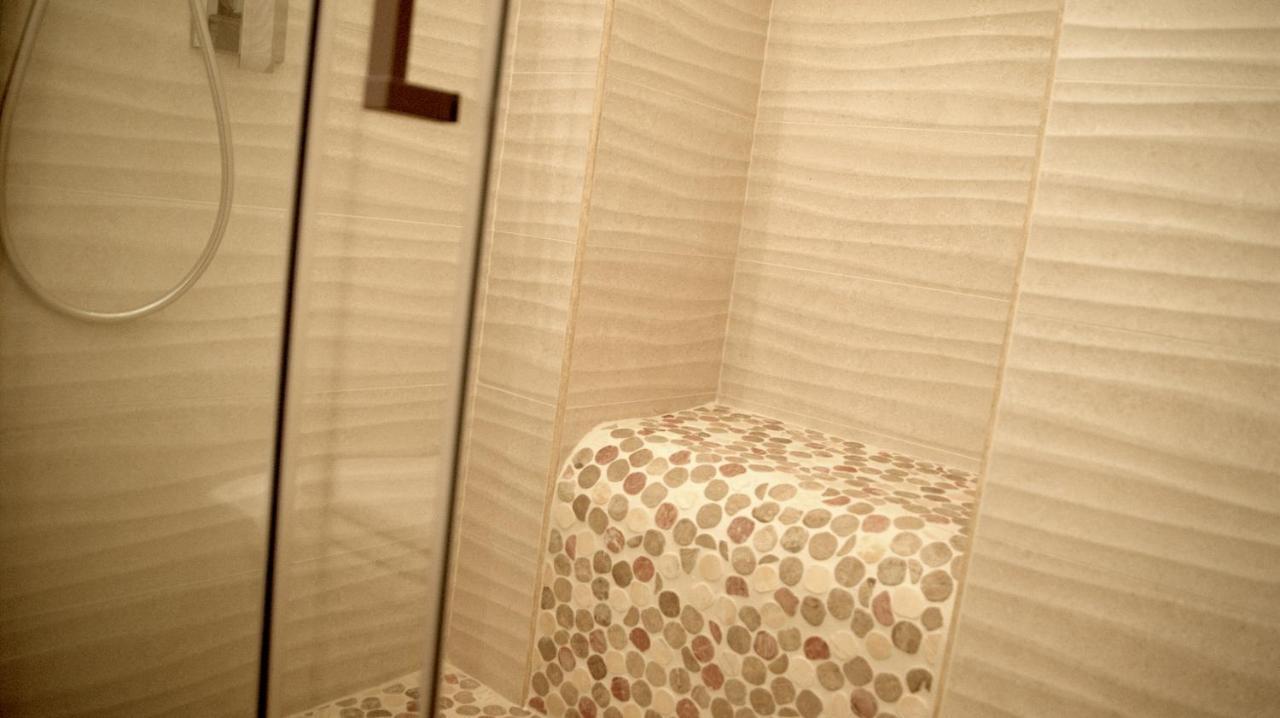 Deluxe Double Room Side Sea View