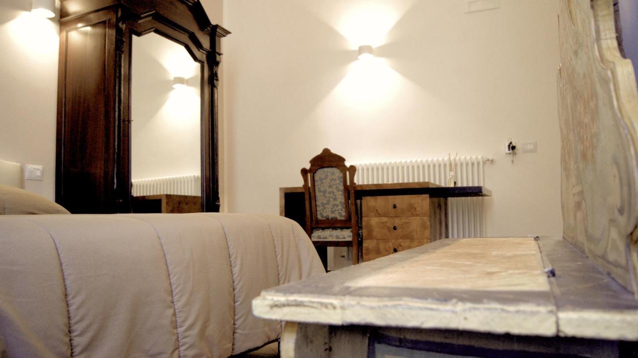 Deluxe Double Room Side Sea View