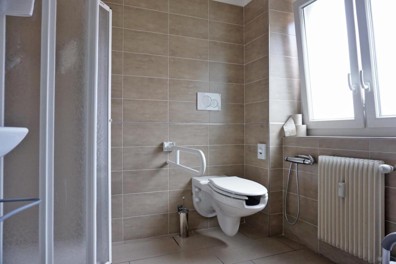 Double or Twin Room Private Bathroom
