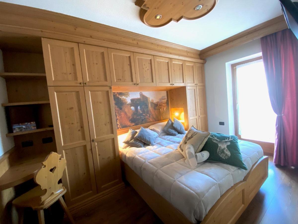 Double or Twin Room Mountain View
