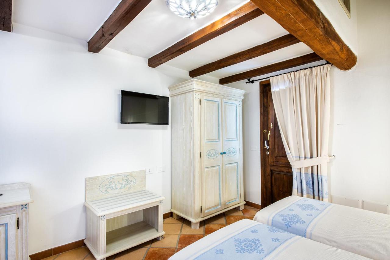 Two-Bedroom Suite Swimming Pool