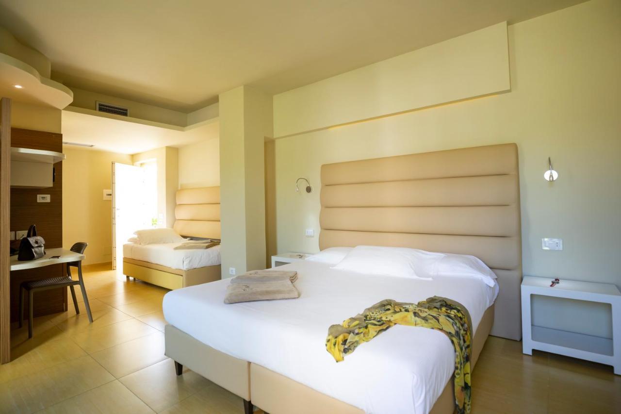 Classic Quadruple Room