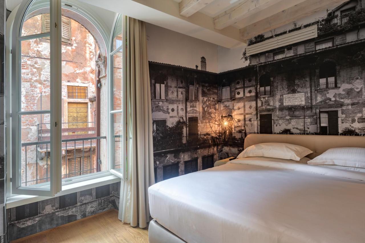 Deluxe One-Bedroom Apartment View