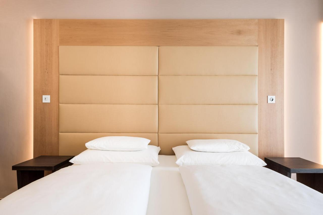 Doppelzimmer mit Seeblick