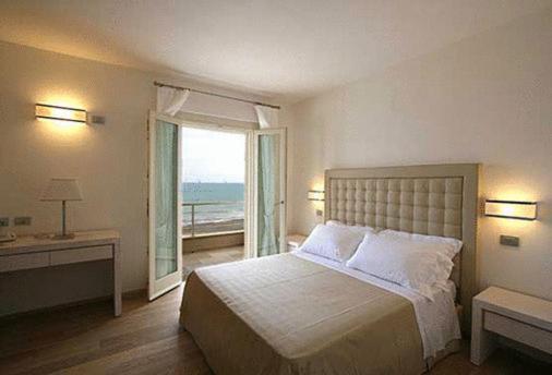 Double Room Balcony Sea View