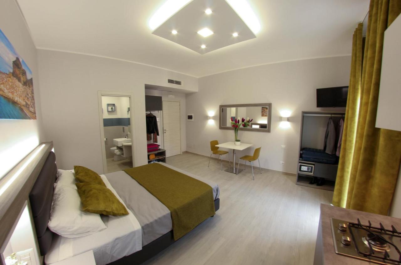 Camera Familiare con Balcone