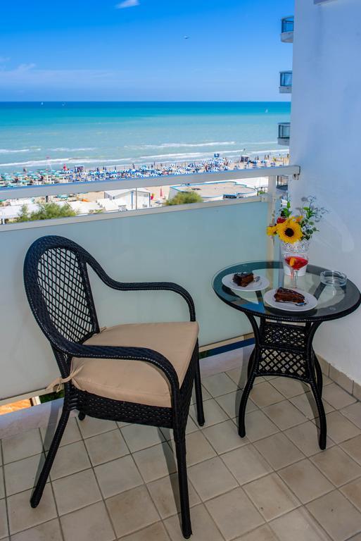 Double or Twin Room Balcony