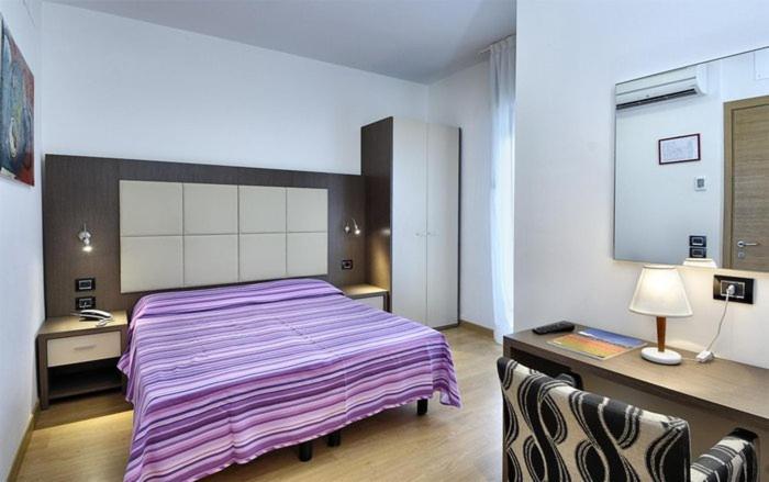 Single Room Balcony,1216254358:JPEG
