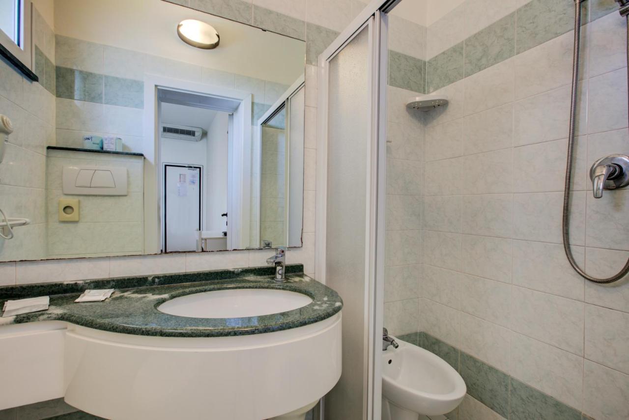 Double or Twin Room Balcony