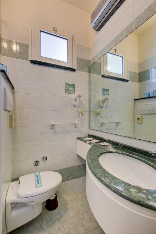 Double or Twin Room Balcony