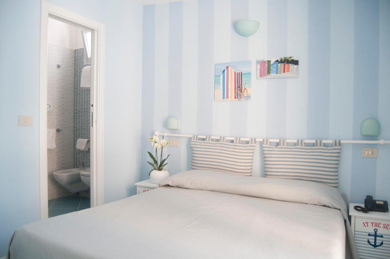 Double or Twin Room Balcony