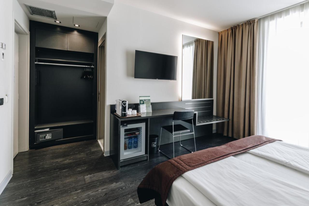 Superior Double or Twin Room,1127344269:JPEG