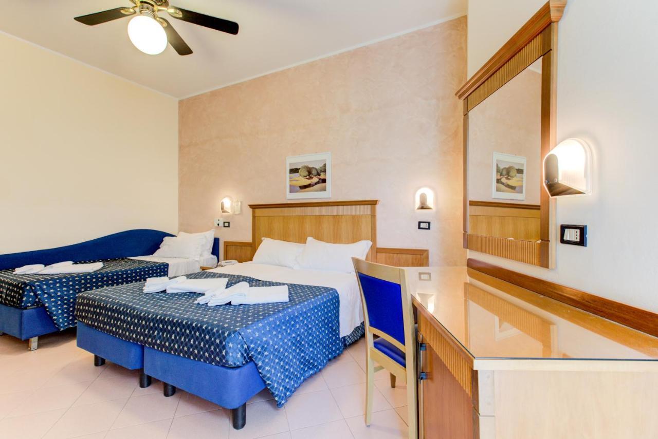 Triple Room Balcony