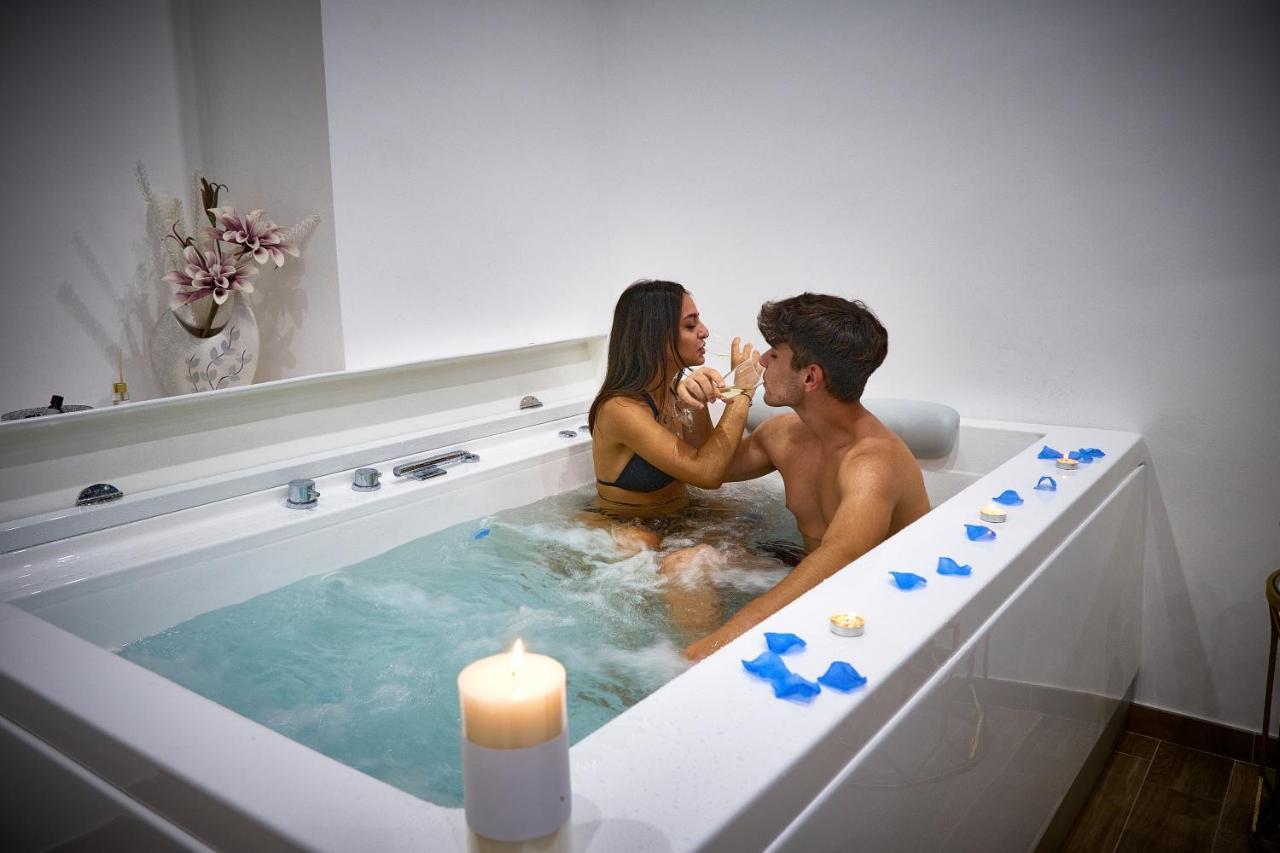 Suite Spa Bath