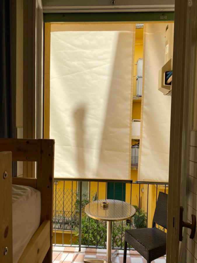 Single Room Bathroom