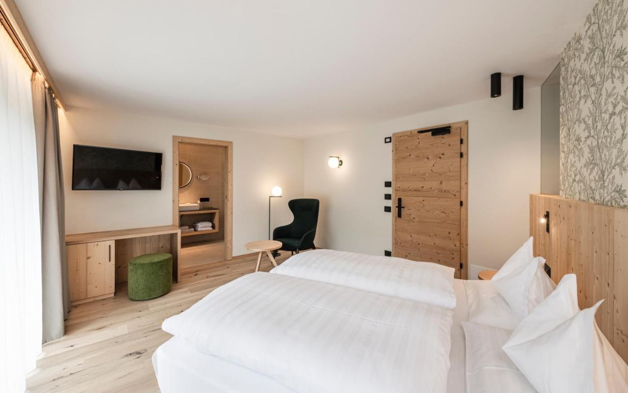 Superior Deluxe Double or Twin Room