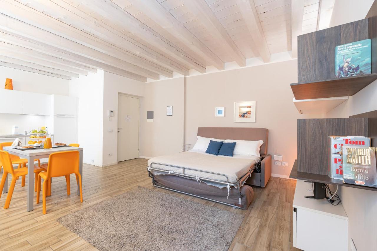 Two-Bedroom Deluxe Apartment Balcony