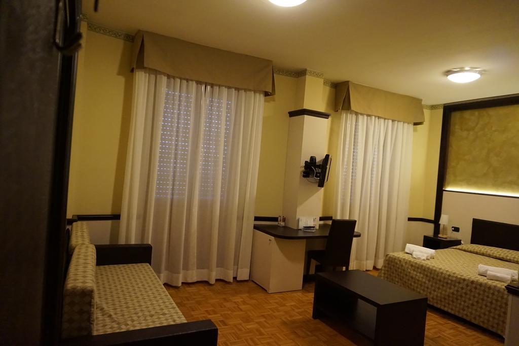 Junior Suite,115073168:JPEG