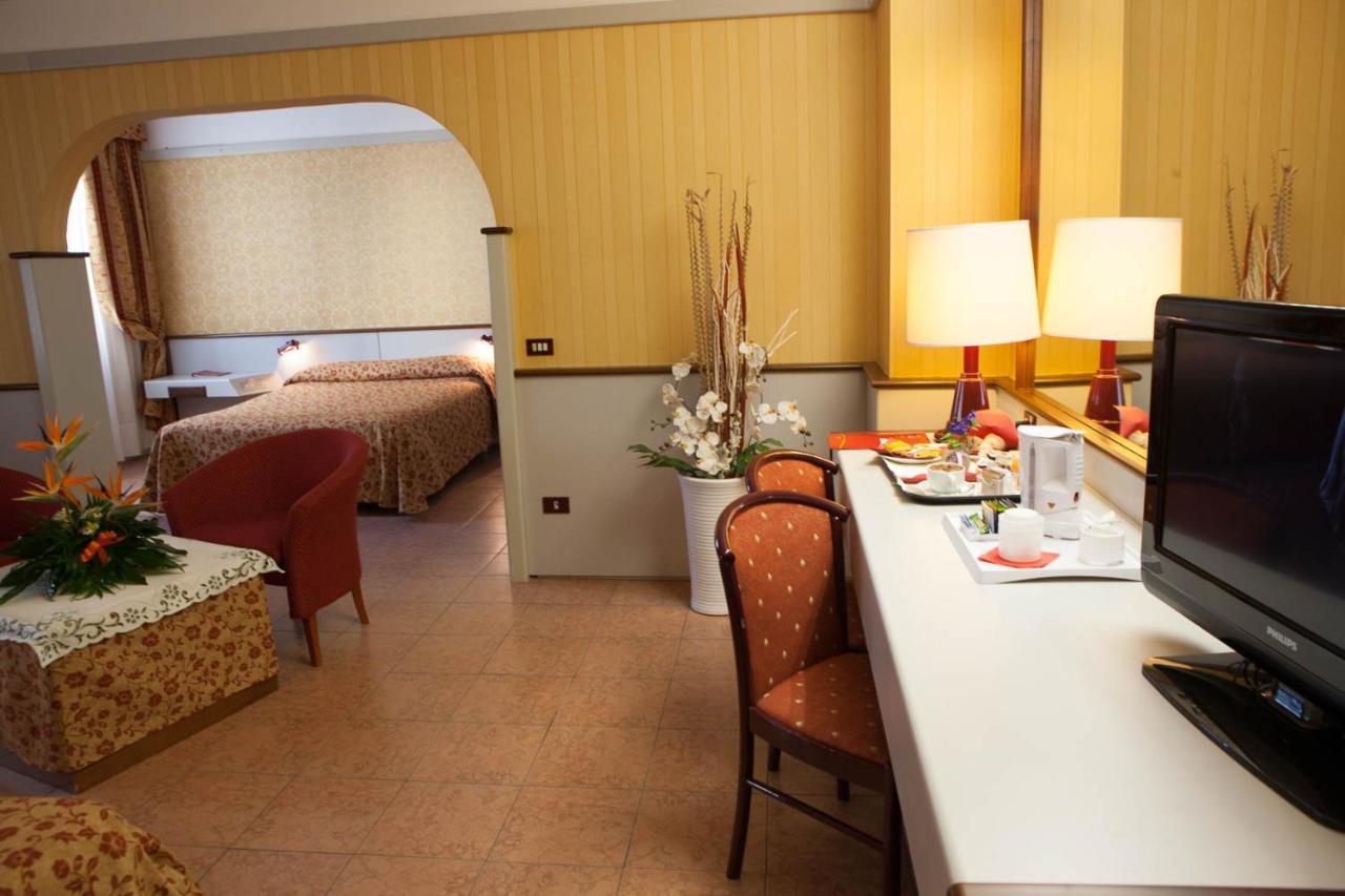 Classic Quadruple Room