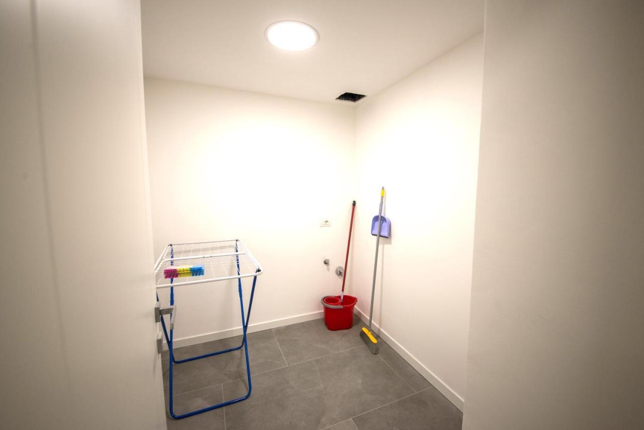 Deluxe Two-Bedroom Apartment
