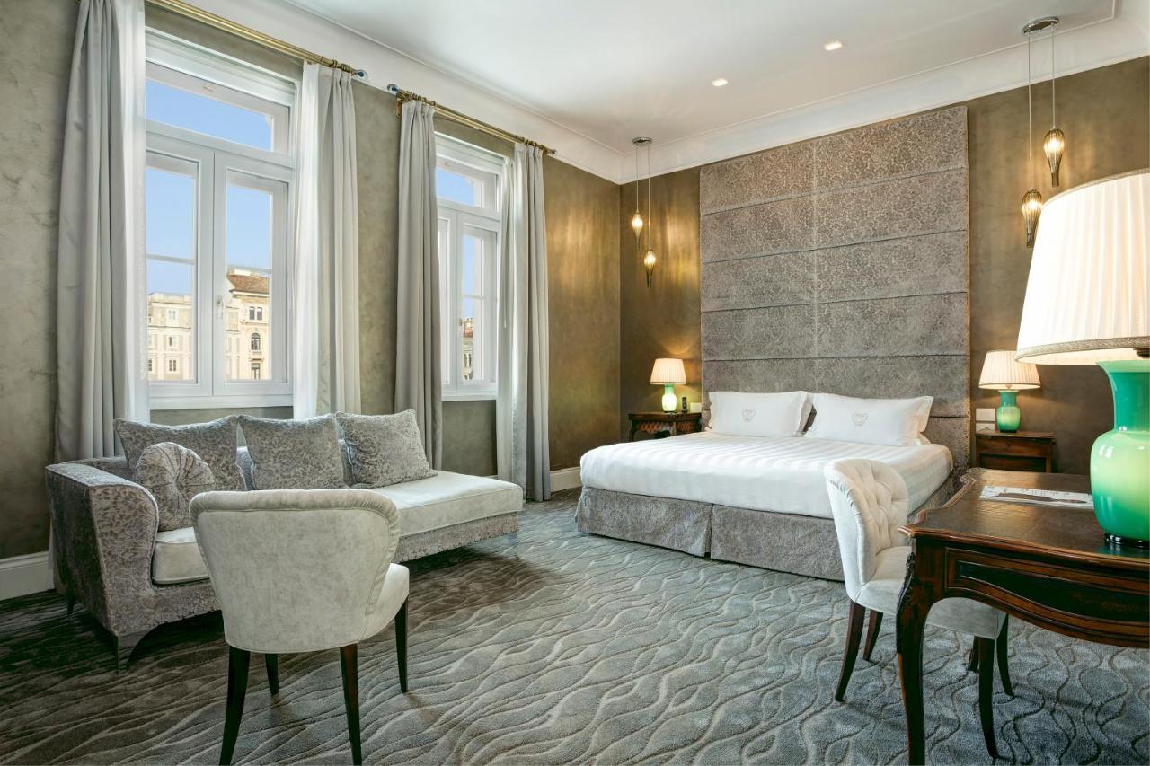 Suite Prestige Square View