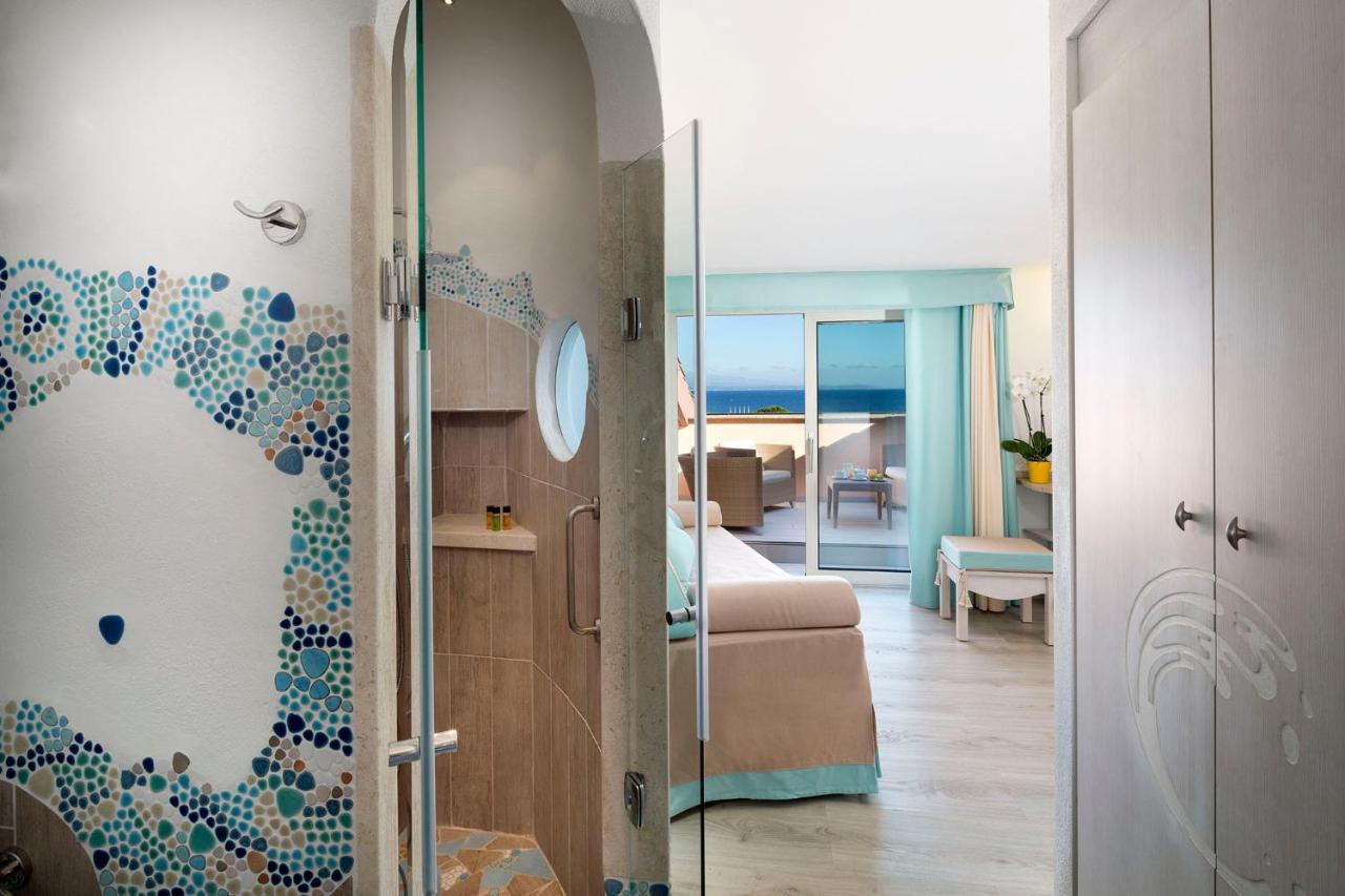 Deluxe Double or Twin Room Sea View