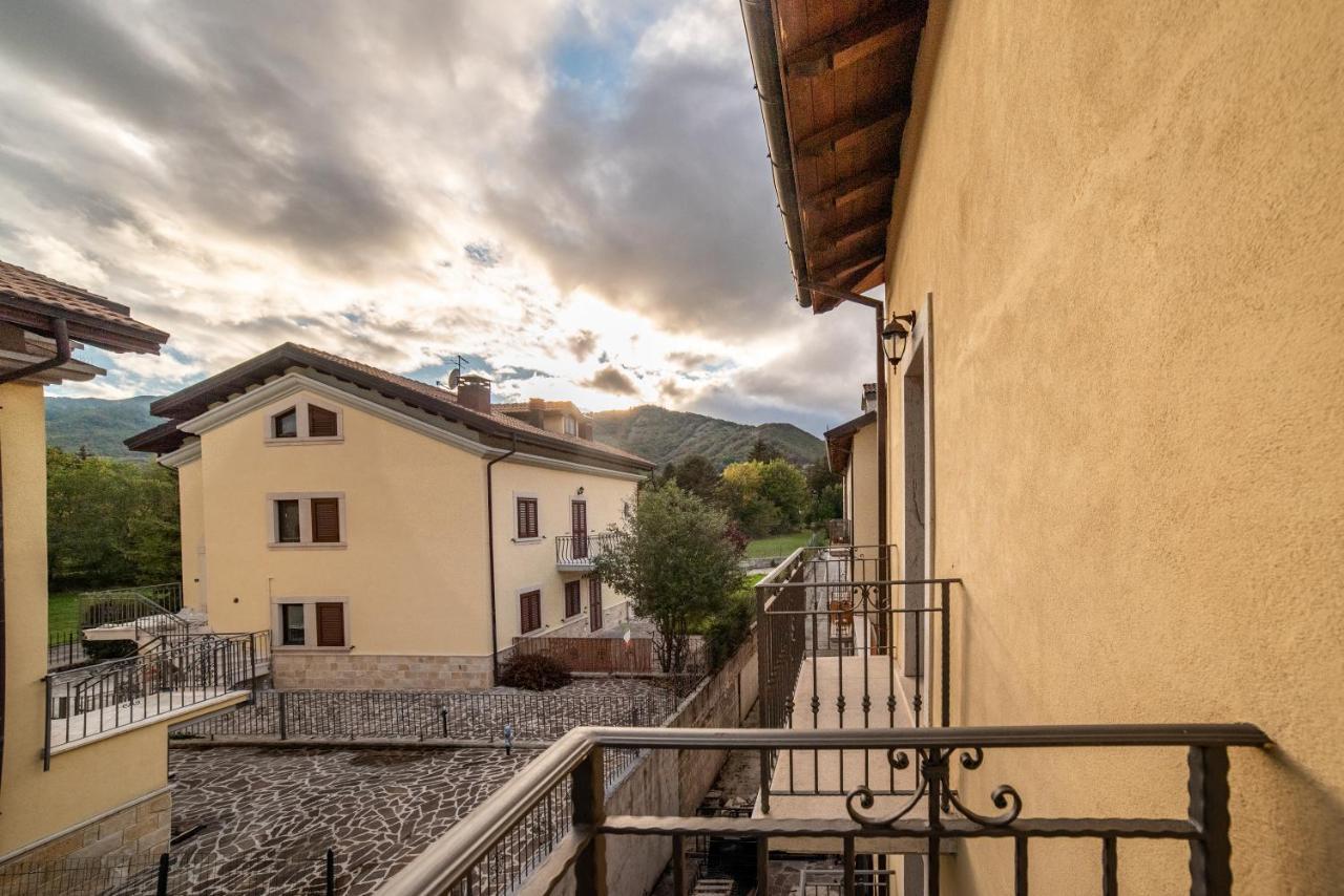Double Room Mountain View