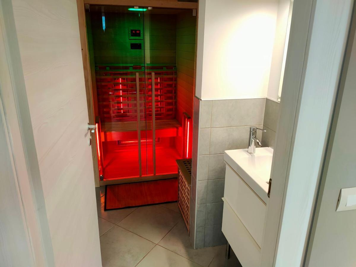 Apartment Sauna