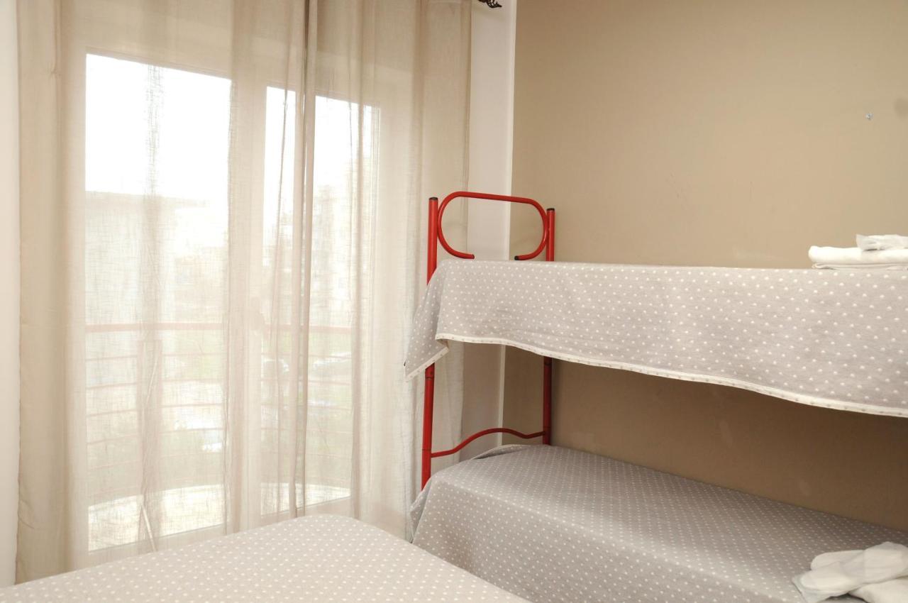 Quadruple Room,1176853561:JPEG