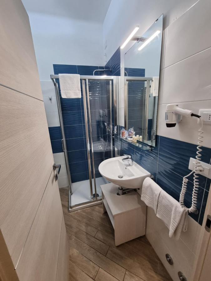 Large Double or Twin Room