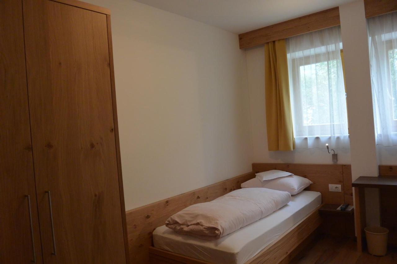 Standard Single Room,1607227824:JPEG