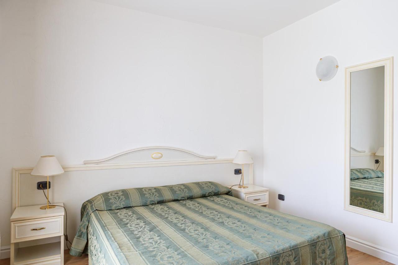 Deluxe Room,1189723231:JPEG