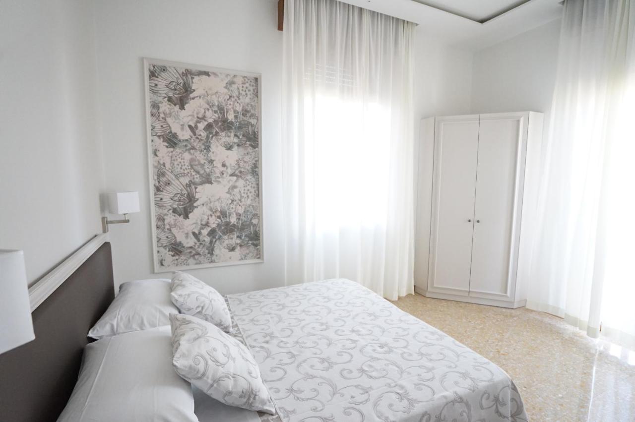 Double or Twin Room Garden View