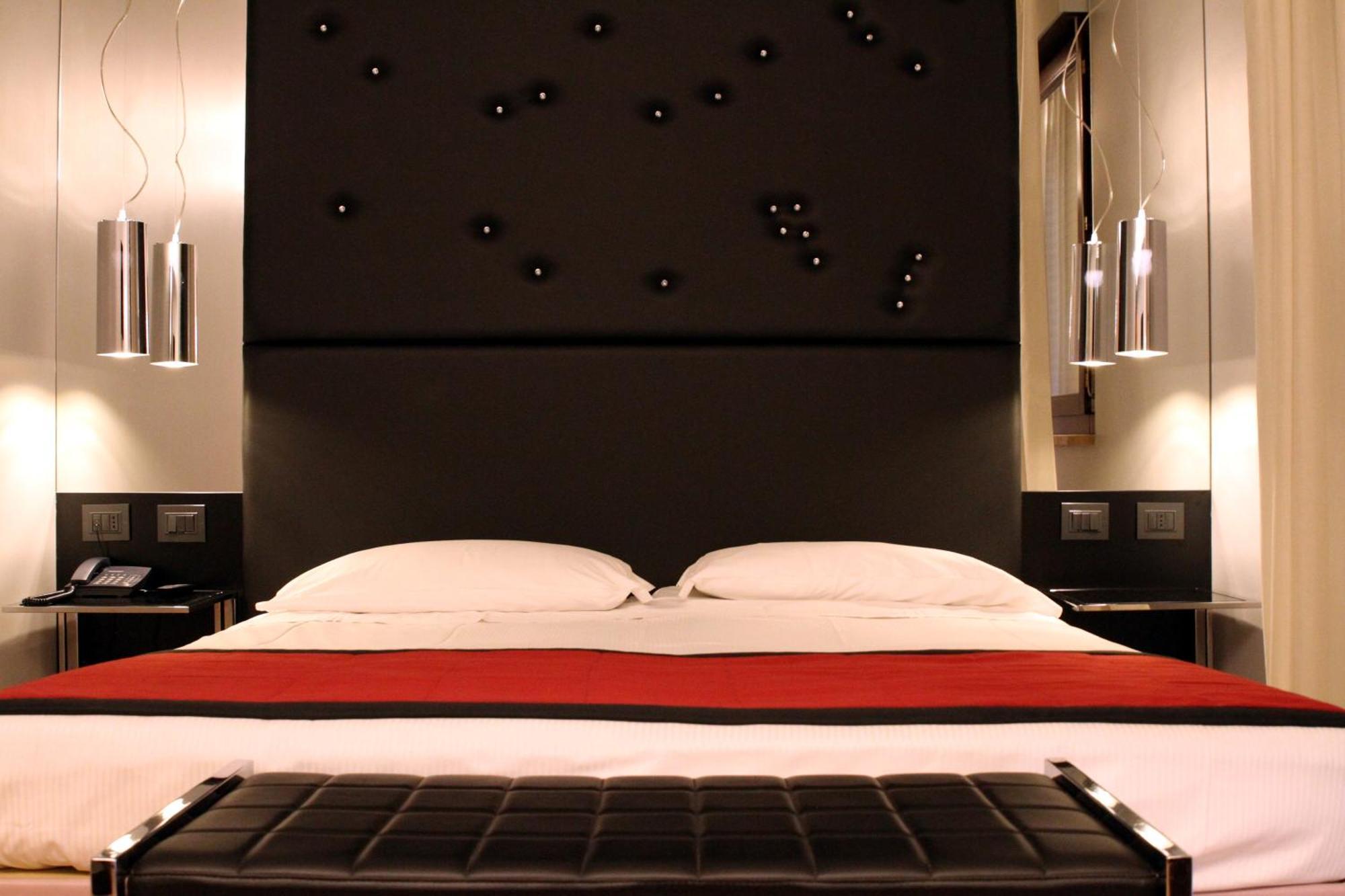 Classic Twin or Double Room Balcony