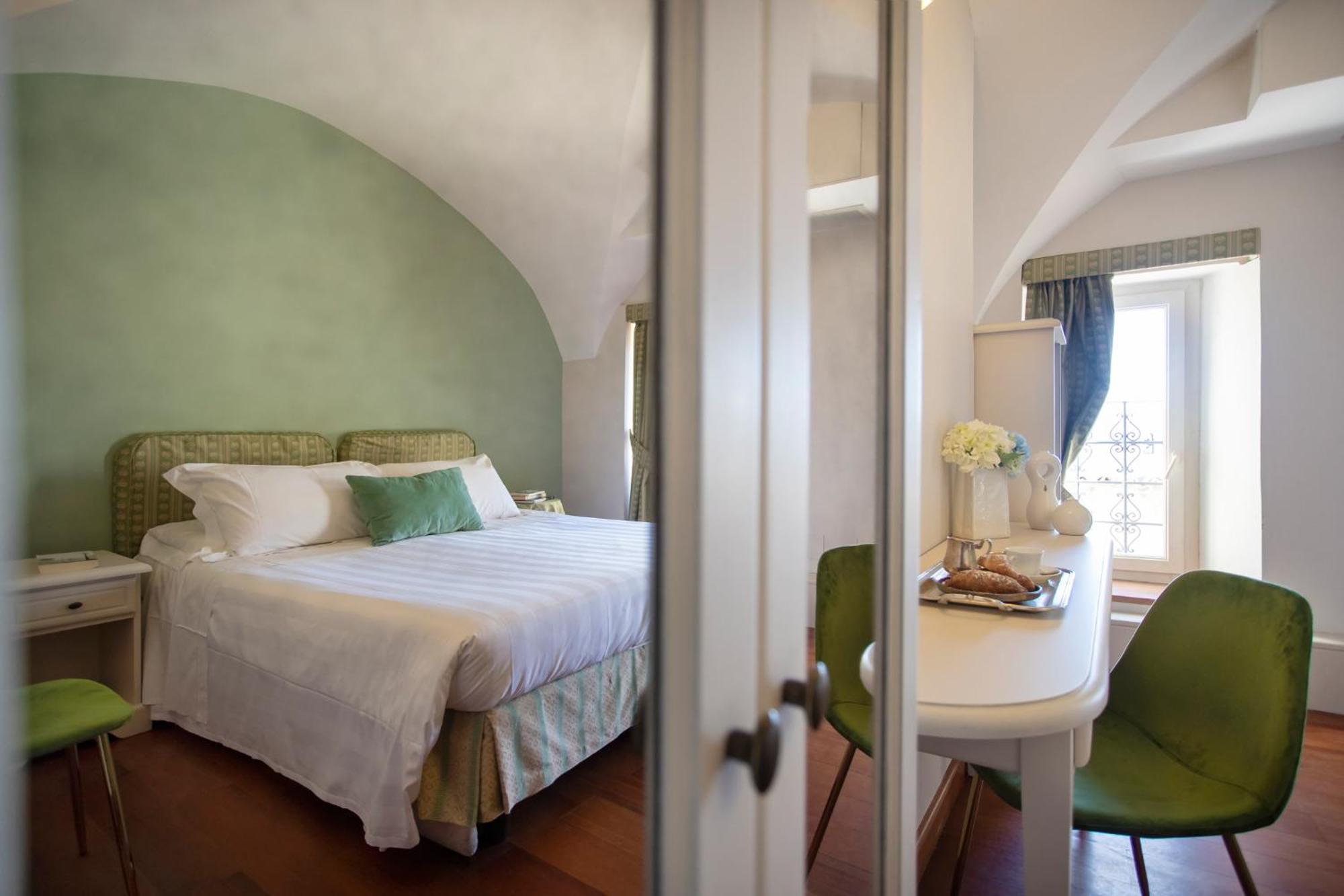 Classic Double or Twin Room